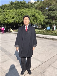 2017年12月4日赵成民律师参加广西区北海宪法日宣誓仪式